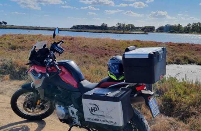 Looking for a mototour in Italy but puzzled between the hairpin bends vs coastal roads? - Tour - News