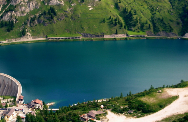 LAGO di FEDAIA: in moto ad alta quota - Tour - News